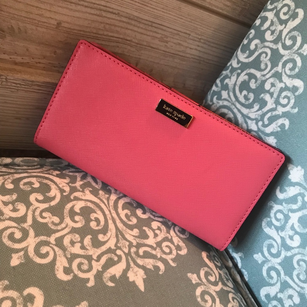 Kate Spade Wallet ♠️